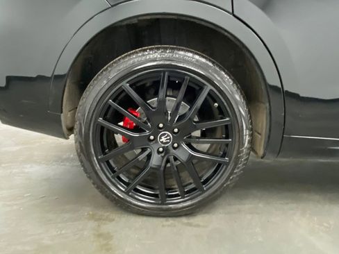 Used 2020 Maserati Levante GranSport image 17