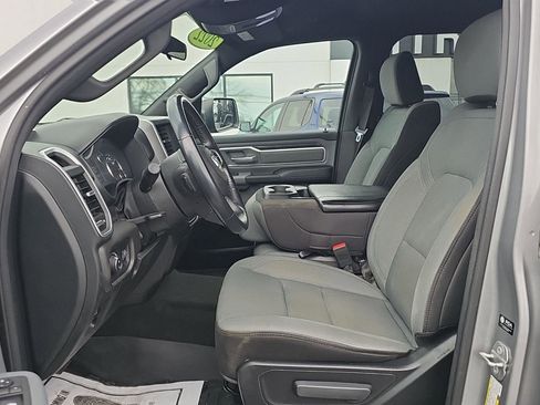 Used 2022 RAM 1500 Big Horn AWD/4WD image 6