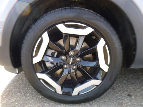 Used 2025 Kia Telluride S AWD/4WD image 25