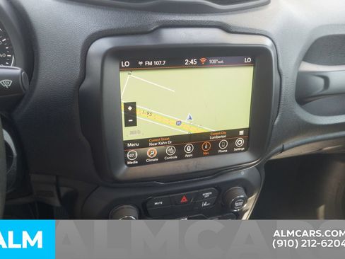Used 2022 Jeep Renegade Altitude w/ Sun/Sound Group AWD/4WD image 23