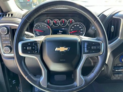 Used 2021 Chevrolet Silverado 1500 LT w/ Z71 Off-Road Package AWD/4WD image 22
