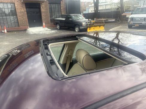 Used 2011 Lincoln MKZ w/ 102A Rapid Spec Order Code image 26