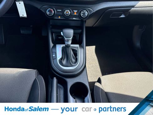 Used 2024 Kia Forte LXS w/ LXS Technology Package FWD image 17