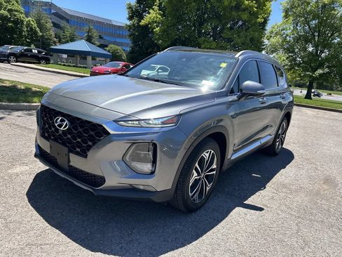 Used 2019 Hyundai Santa Fe FWD image 3