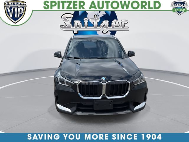 Used 2023 BMW X1 xDrive28i AWD/4WD image 3