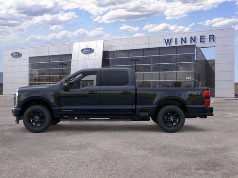 New 2026 Ford F250 Lariat w/ Black Appearance Package AWD/4WD image 3