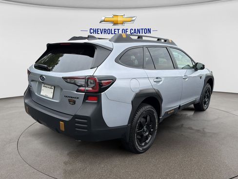 Used 2025 Subaru Outback Wilderness w/ Wilderness Package AWD/4WD image 5