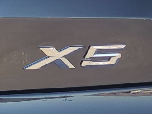 Used 2024 BMW X5 xDrive40i w/ M Sport Package AWD/4WD image 10