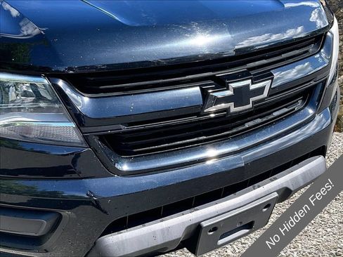 Used 2019 Chevrolet Colorado W/T w/ Custom Special Edition AWD/4WD image 21