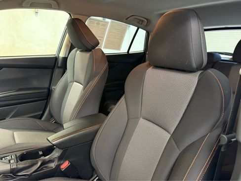 Used 2023 Subaru Crosstrek 2.0i Premium image 11