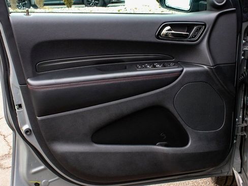 Used 2025 Dodge Durango GT image 8