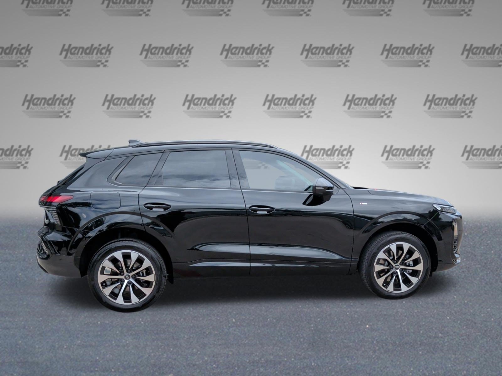 Used 2026 Audi Q3 quattro 2.0T w/ Driver Assistance Package AWD/4WD image 10