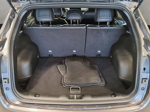 Used 2023 Jeep Compass Latitude image 7