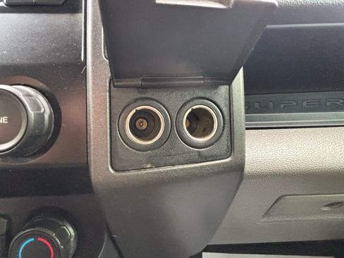 Used 2022 Ford F250 XL w/ Power Equipment Group AWD/4WD image 31