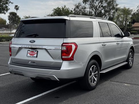 Used 2018 Ford Expedition Max XLT w/ Equipment Group 202A image 2