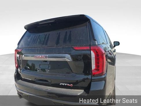 Used 2024 GMC Yukon AT4 w/ Technology Package AWD/4WD image 7