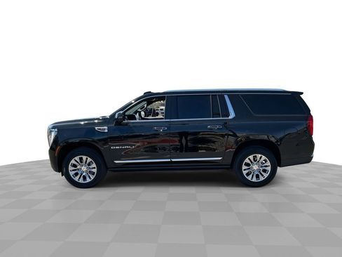 Used 2026 GMC Yukon XL Denali w/ Sun & Power Step Package AWD/4WD image 5