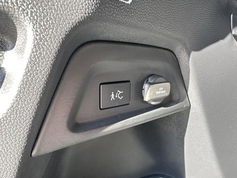 Certified 2025 Honda Pilot Black Edition image 47