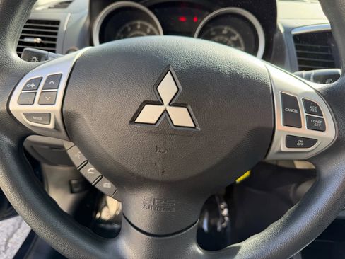 Used 2014 Mitsubishi Lancer ES image 39
