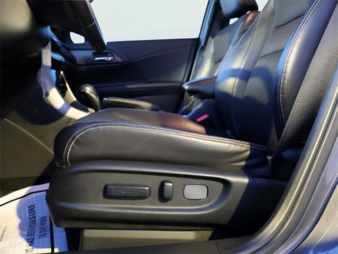 Used 2017 Honda Accord Sport image 33