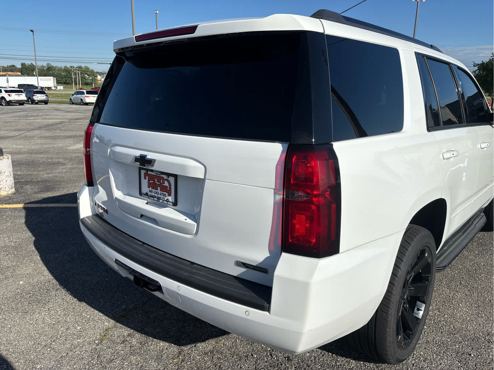 Used 2018 Chevrolet Tahoe Premier AWD/4WD image 14