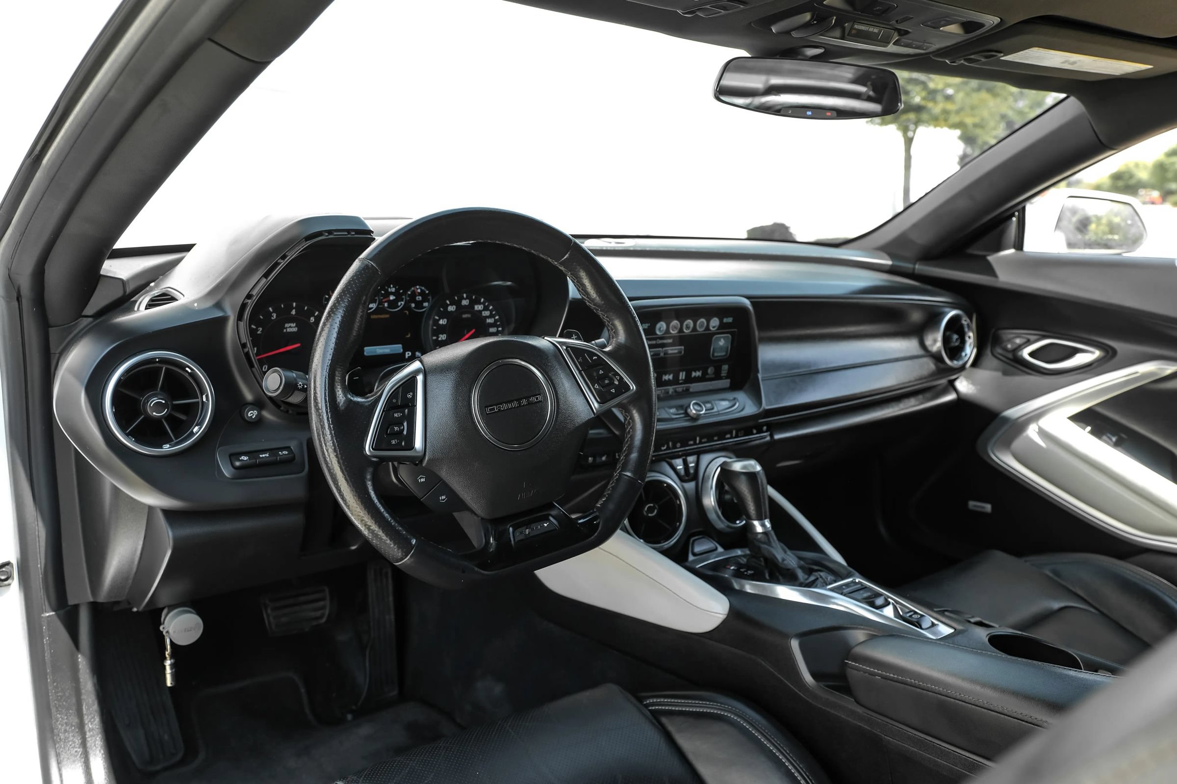 Used 2017 Chevrolet Camaro SS RWD image 20