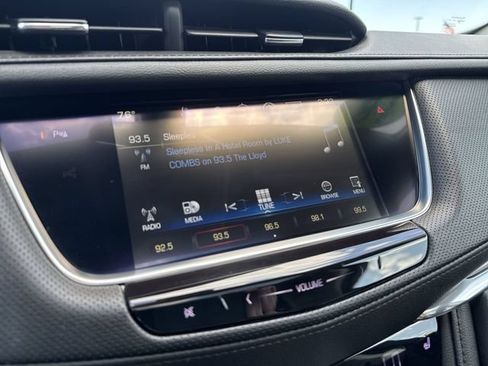 Used 2018 Cadillac XT5 Luxury AWD/4WD image 19