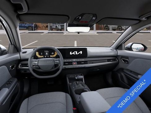 New 2025 Kia K4 LX image 14