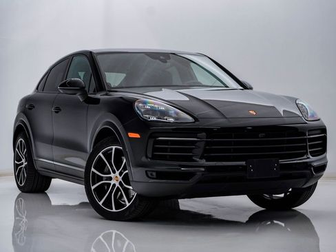 Certified 2023 Porsche Cayenne S AWD/4WD image 8