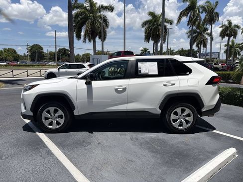 Used 2025 Toyota RAV4 LE FWD image 5