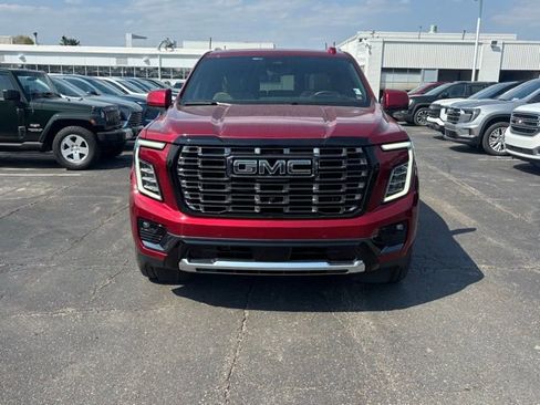 Certified 2025 GMC Yukon Denali Ultimate AWD/4WD image 2