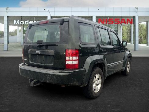 Used 2011 Jeep Liberty Sport image 5