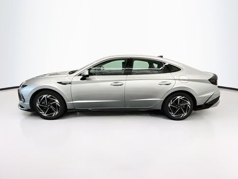 Used 2025 Hyundai Sonata SEL FWD image 4