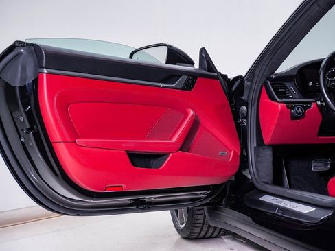 Certified 2021 Porsche 911 Carrera S image 29