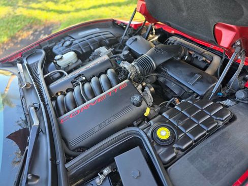 Used 2004 Chevrolet Corvette Convertible w/ Preferred Equipment Group image 3