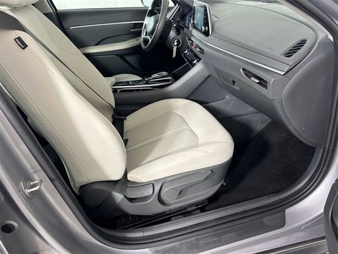 Used 2023 Hyundai Sonata SE image 13