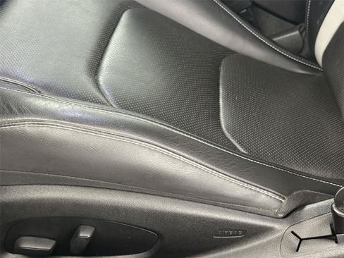 Used 2018 Chevrolet Camaro SS RWD image 12