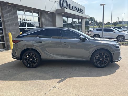 Used 2026 Lexus RX 350h w/ Convenience Package AWD/4WD image 12