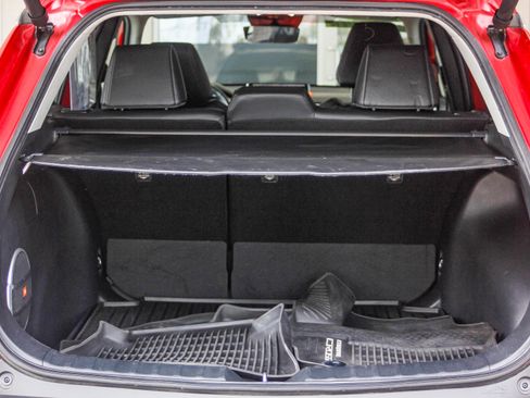 Used 2024 Toyota Corolla Cross XLE image 26