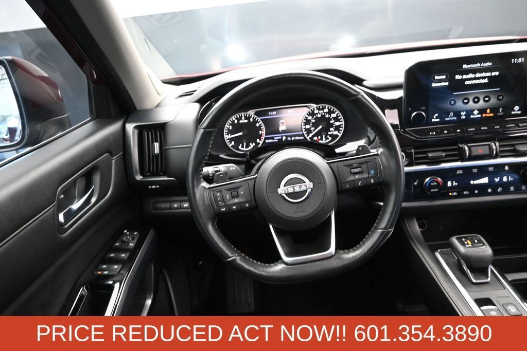 Used 2023 Nissan Pathfinder SL w/ SL Premium Package FWD image 30