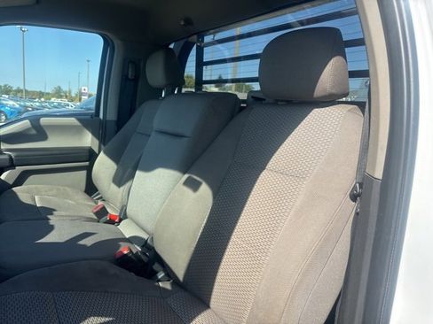 Used 2022 Ford F350 XLT w/ Snow Plow Prep Package image 18