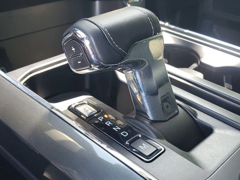 Used 2022 Ford F150 XLT w/ Equipment Group 302A High AWD/4WD image 9