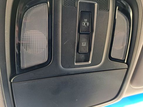 Used 2019 Kia Sorento L image 16