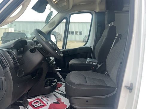Used 2025 RAM ProMaster 1500 w/ Convenience Group image 11