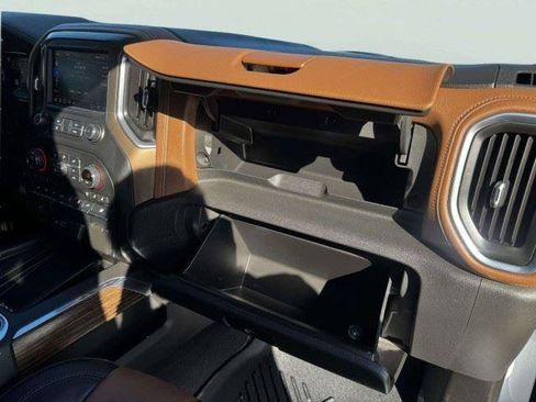 Used 2021 Chevrolet Silverado 1500 High Country w/ Technology Package RWD image 64