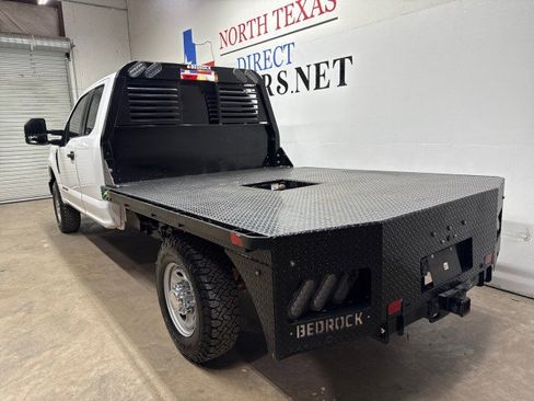 Used 2022 Ford F250 XL w/ Power Equipment Group image 8