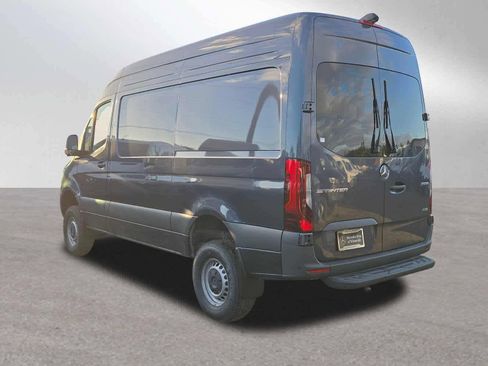 Used 2026 Mercedes-Benz Sprinter 2500 image 5