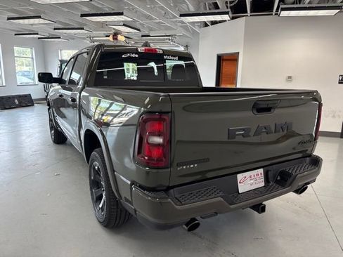 New 2026 RAM 1500 Big Horn AWD/4WD image 5
