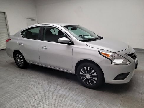 Used 2019 Nissan Versa SV FWD image 11