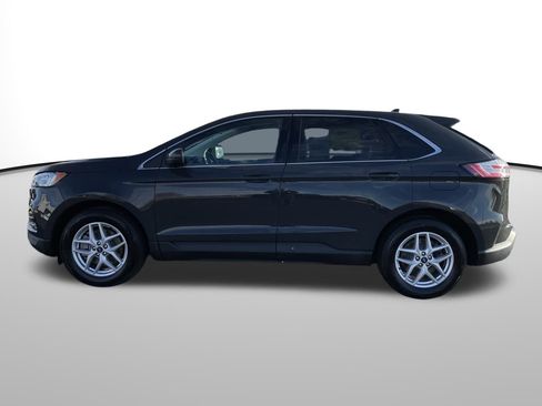 Used 2021 Ford Edge SEL image 7